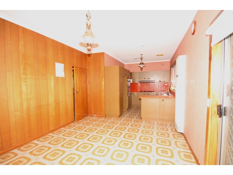 6  Centre Way, Glenroy VIC 3046