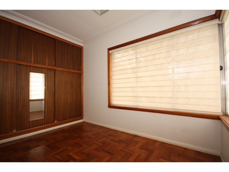 6  Centre Way, Glenroy VIC 3046