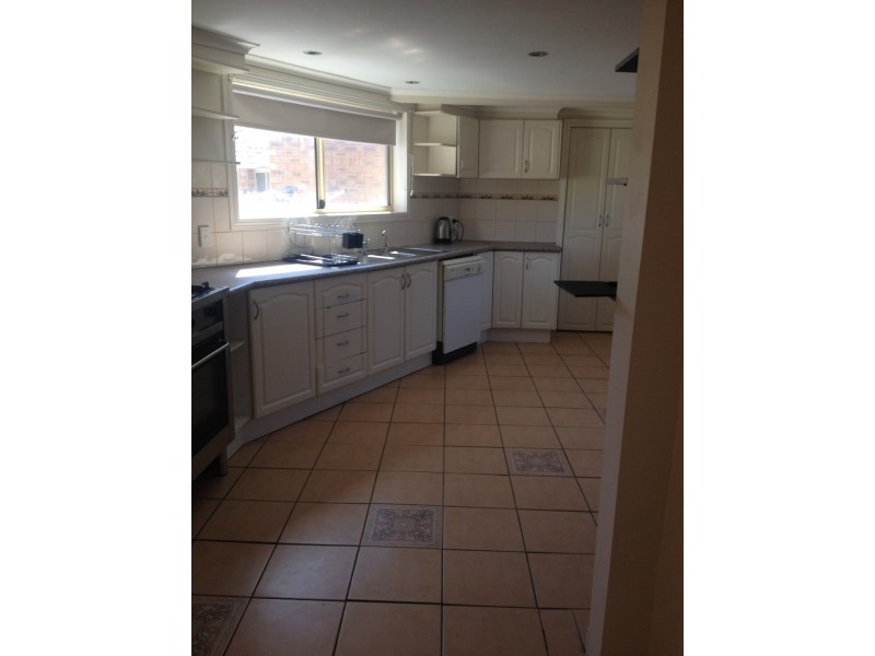 98 Gowrie Street, Glenroy VIC 3046