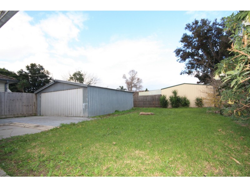76 Paget Avenue, Glenroy VIC 3046
