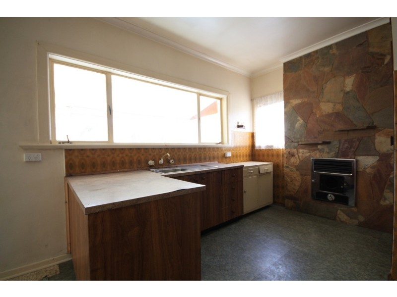 4 Tarana Avenue, Glenroy VIC 3046