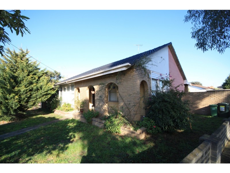 11 Gosford Crescent, Broadmeadows VIC 3047