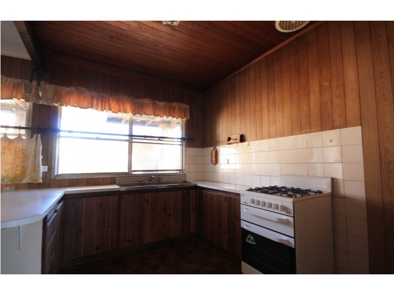 11 Gosford Crescent, Broadmeadows VIC 3047