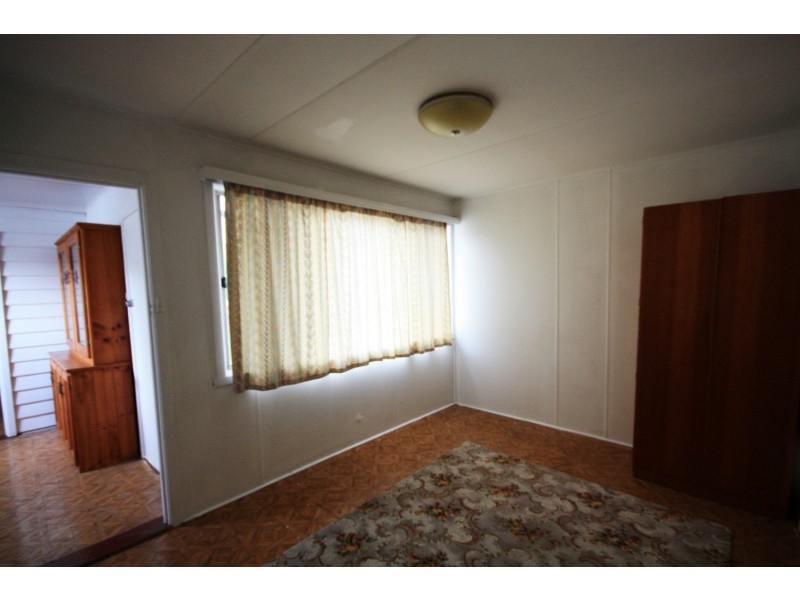 13 Moss Street, Glenroy VIC 3046