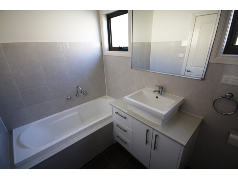 1B Barwon Street, Glenroy VIC 3046
