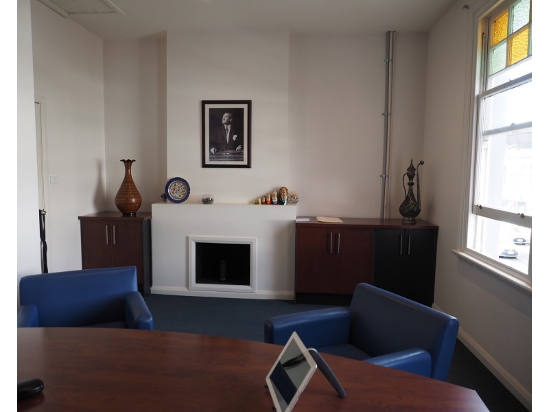 1st Floor/297 Sydney Road, Brunswick VIC 3056