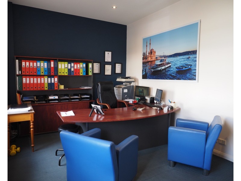 1st Floor/297 Sydney Road, Brunswick VIC 3056