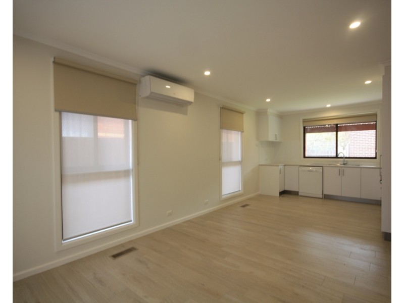 2/14 George Street, Glenroy VIC 3046