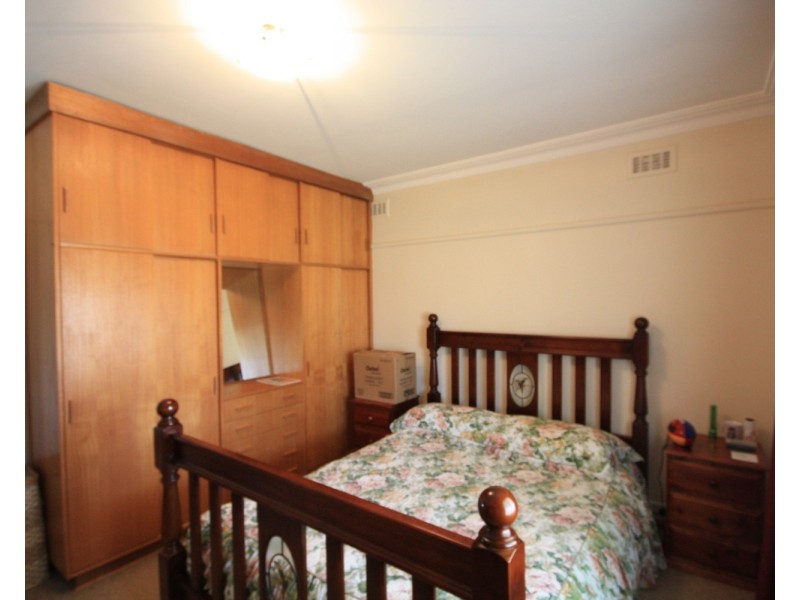 50 Loongana Avenue, Glenroy VIC 3046