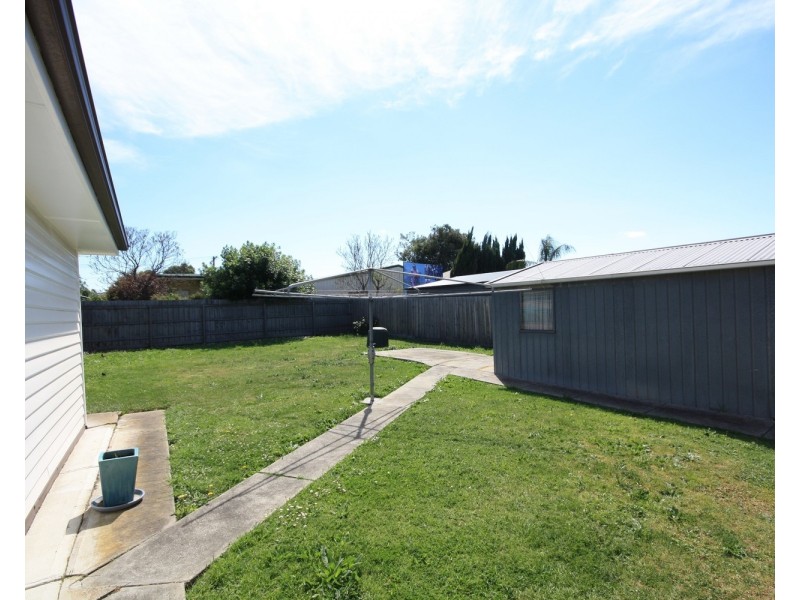 50 Loongana Avenue, Glenroy VIC 3046