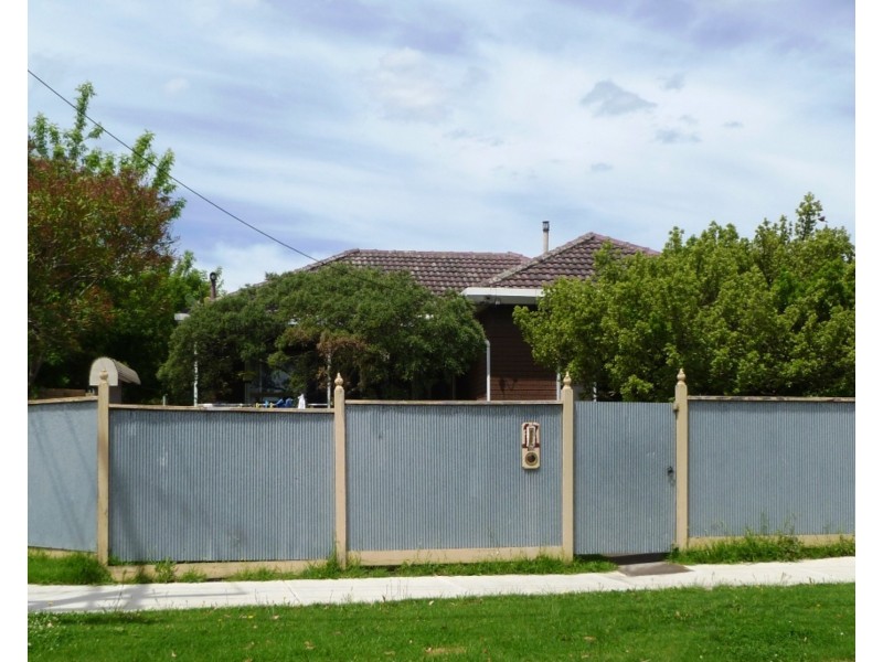34 Augustine Terrace, Glenroy VIC 3046