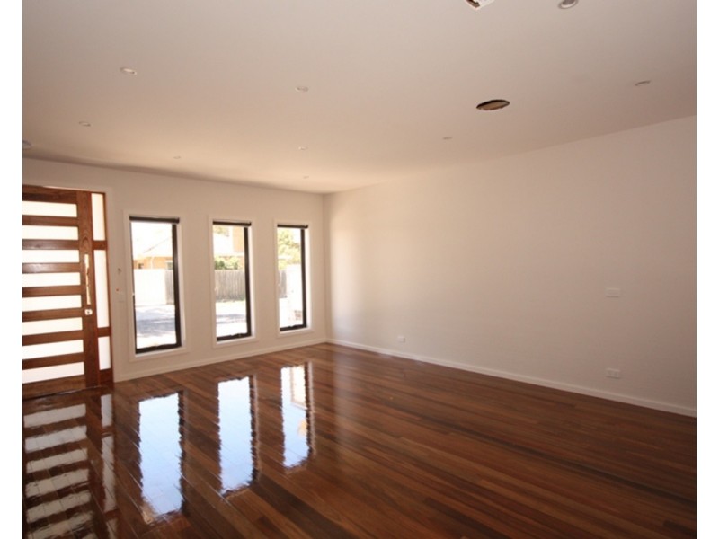 1B Hubert Street, Glenroy VIC 3046