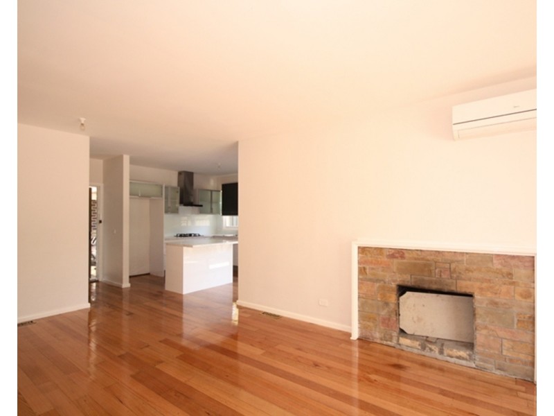 62 Glenroy Road, Glenroy VIC 3046