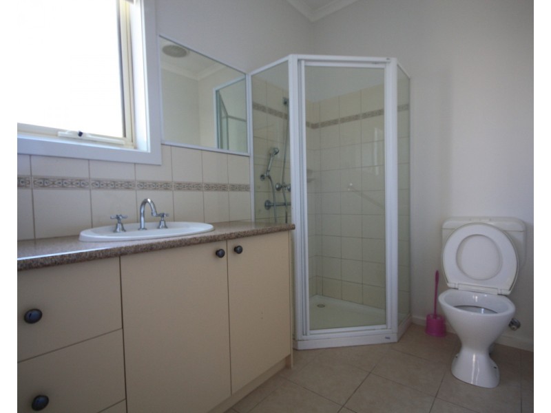 16A Ila Street, Glenroy VIC 3046