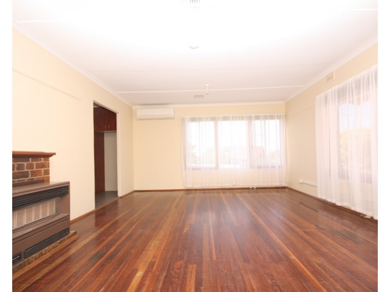 5 Waranga Crescent, Broadmeadows VIC 3047