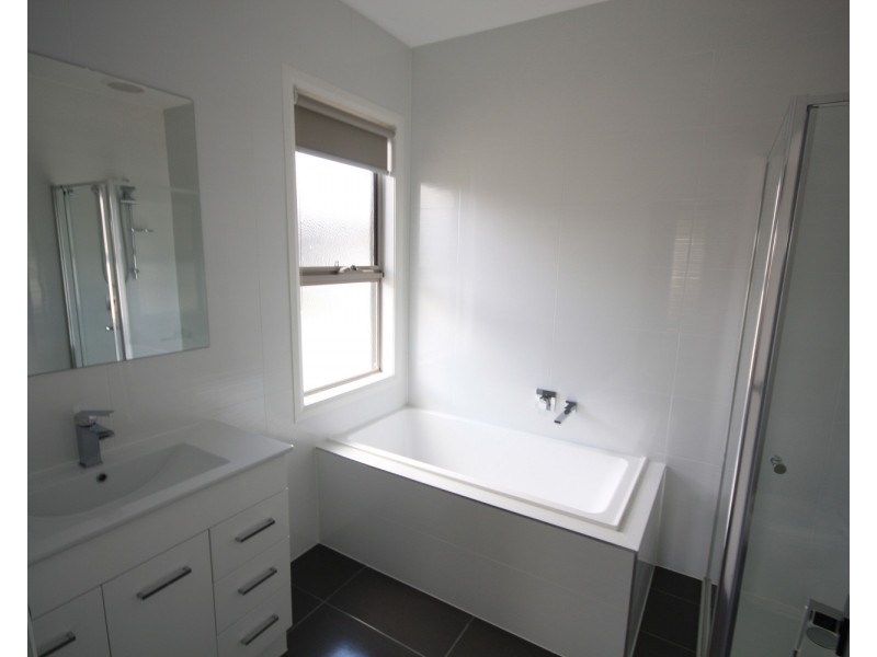 4/65 Chapman Avenue, Glenroy VIC 3046