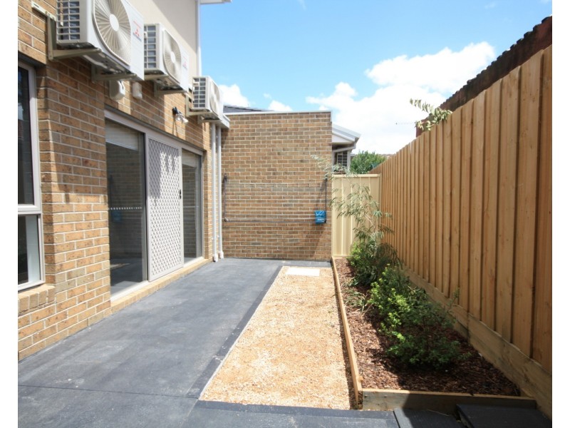 4/65 Chapman Avenue, Glenroy VIC 3046