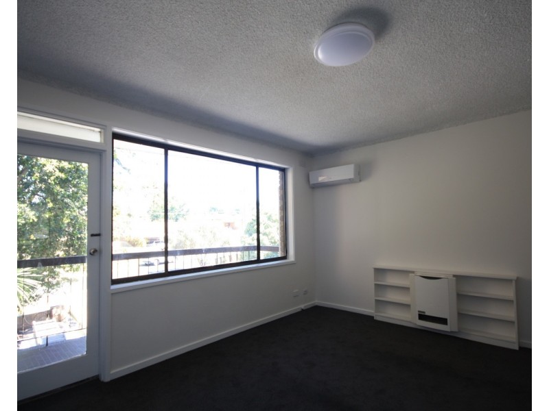 4/2 Chapman Avenue, Glenroy VIC 3046