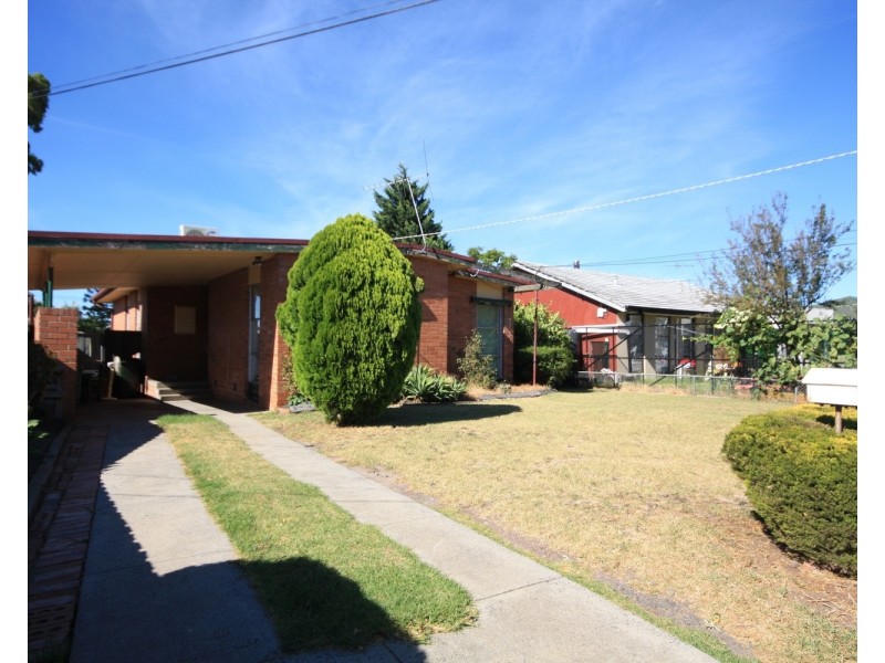 11 Flynn Crescent, Coolaroo VIC 3048