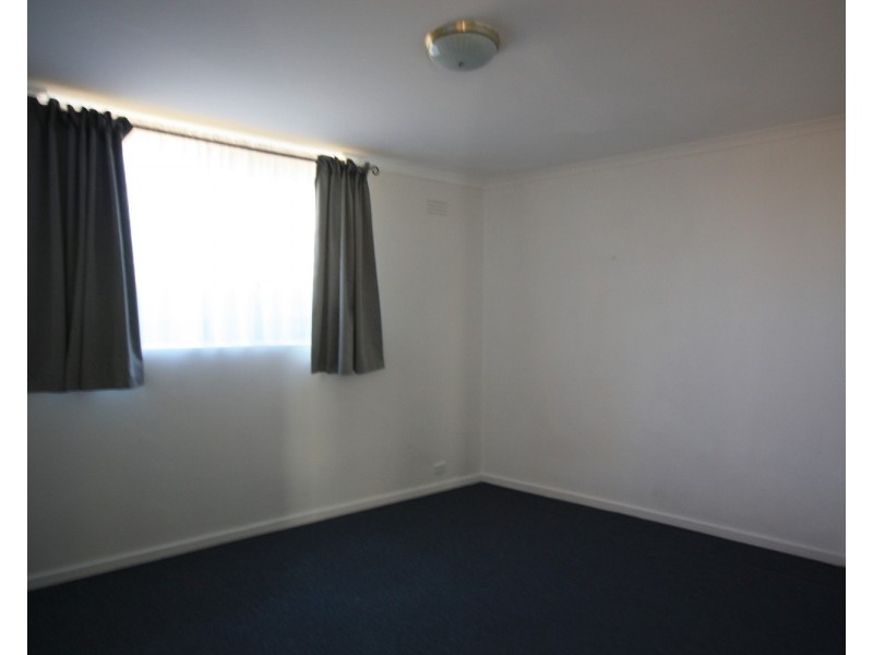 2/23a Becket Street, Glenroy VIC 3046