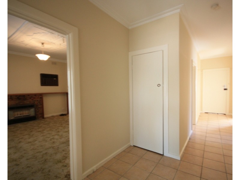 60 Glenroy Road, Glenroy VIC 3046