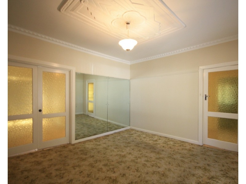 60 Glenroy Road, Glenroy VIC 3046