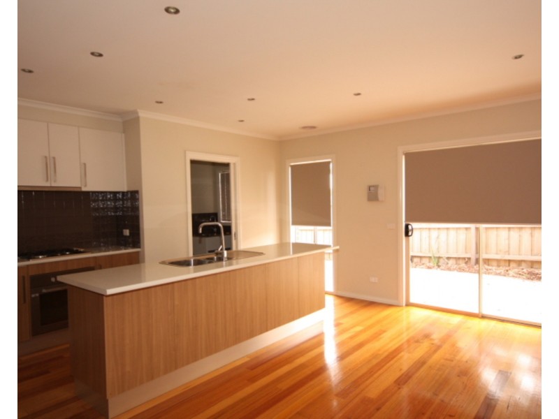 6 Muntz Avenue, Glenroy VIC 3046