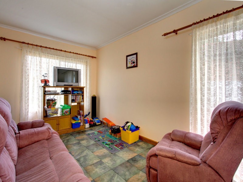 15 Ringwood Road,, Morphett Vale SA 5162