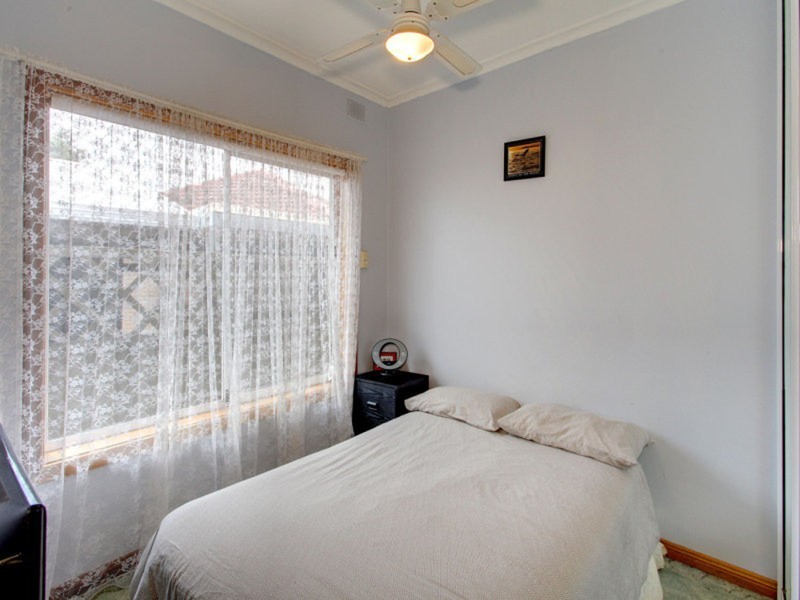 15 Ringwood Road,, Morphett Vale SA 5162