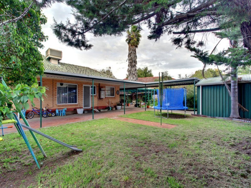 15 Ringwood Road,, Morphett Vale SA 5162