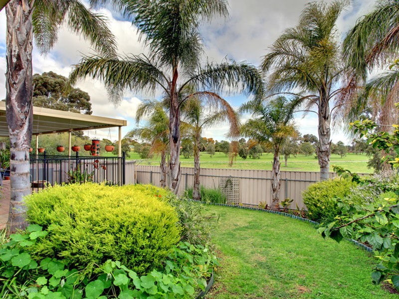 13 St. Georges Court, Morphett Vale SA 5162