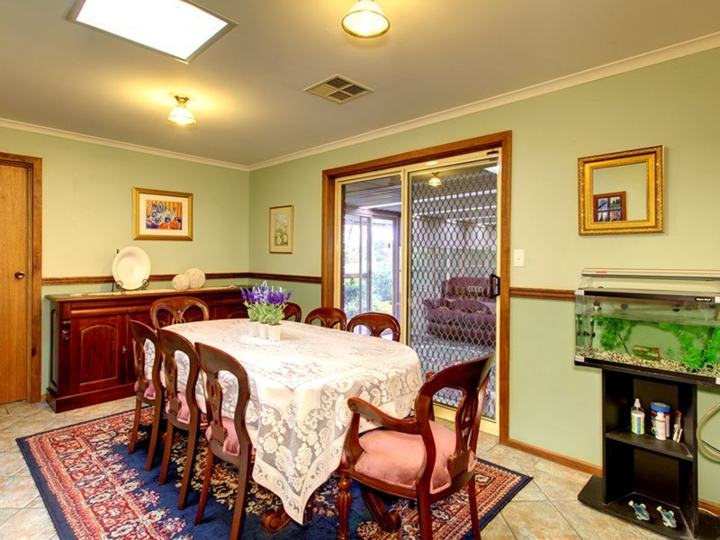 13 St. Georges Court, Morphett Vale SA 5162