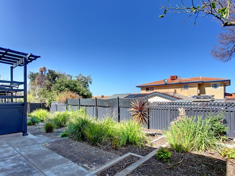 213 The Cove Road, Hallett Cove SA 5158