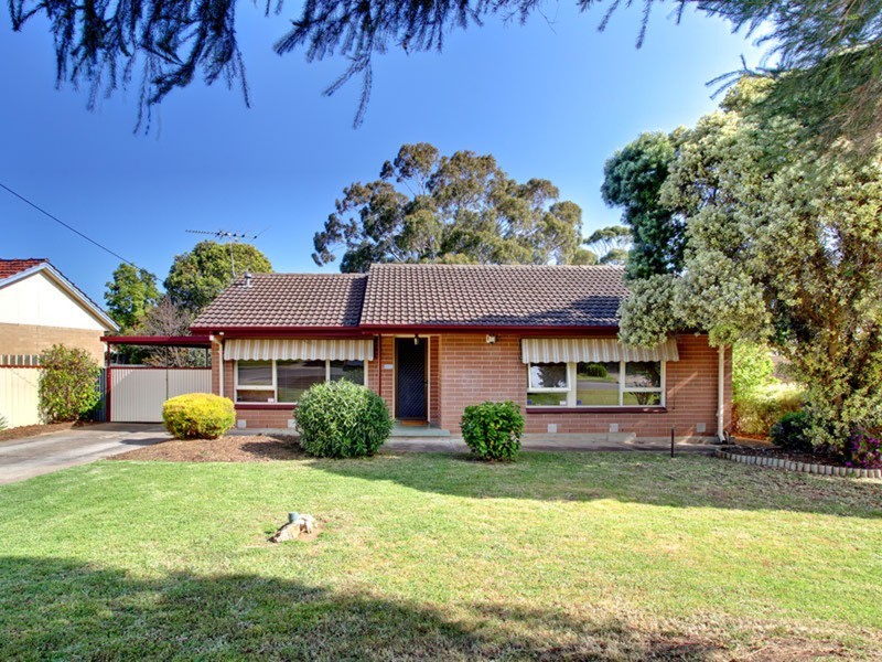 62 Elizabeth Road, Christie Downs SA 5164