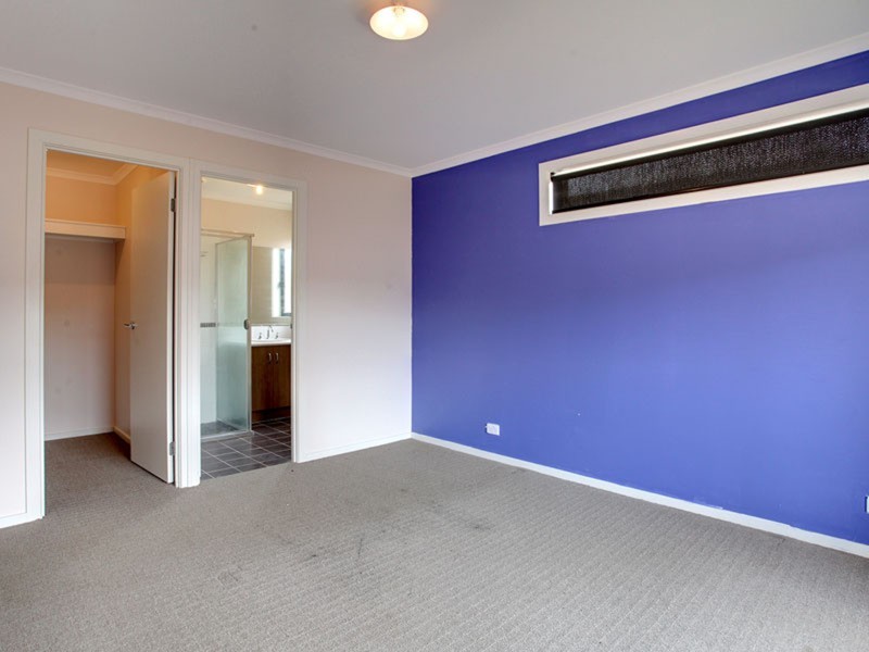 13 McKinlay Street, Mount Compass SA 5210