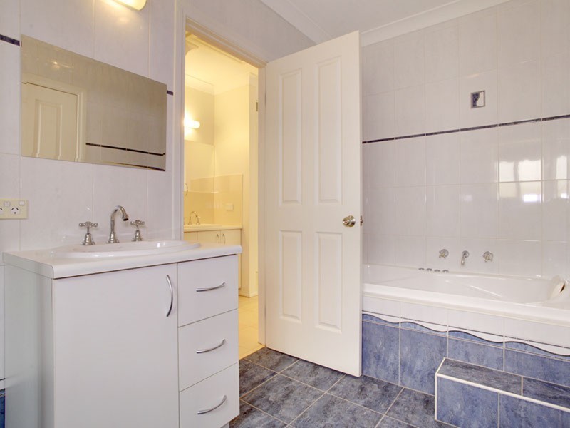 4A Roy Terrace, Christies Beach SA 5165