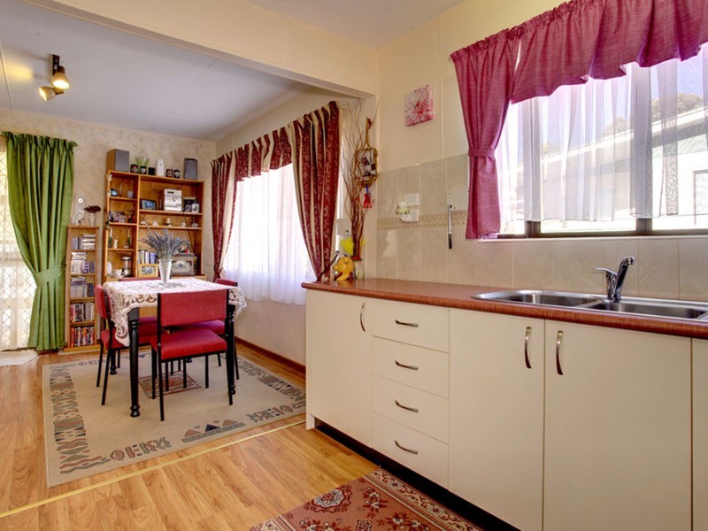 14/1 Bains Road, Woodcroft SA 5162