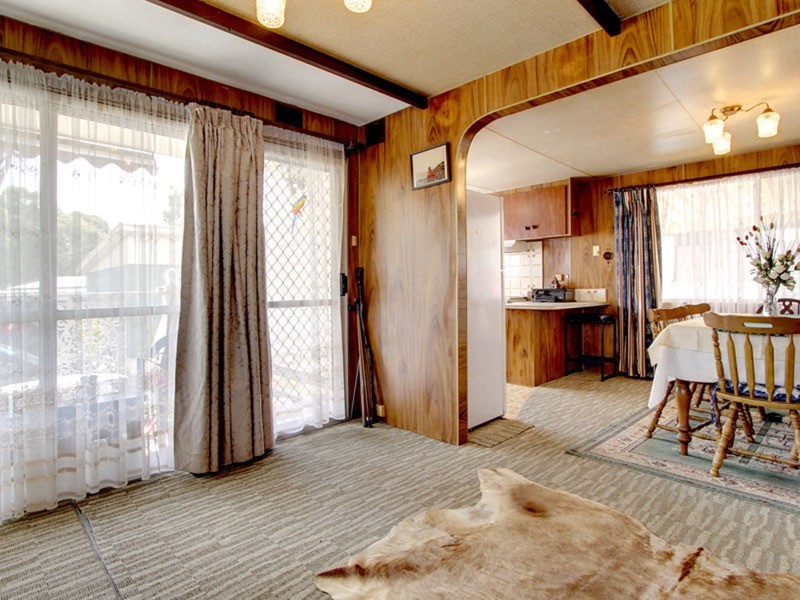 96/1 Bains Road, Woodcroft SA 5162