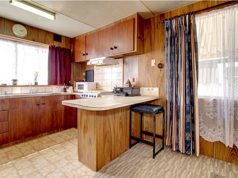 96/1 Bains Road, Woodcroft SA 5162