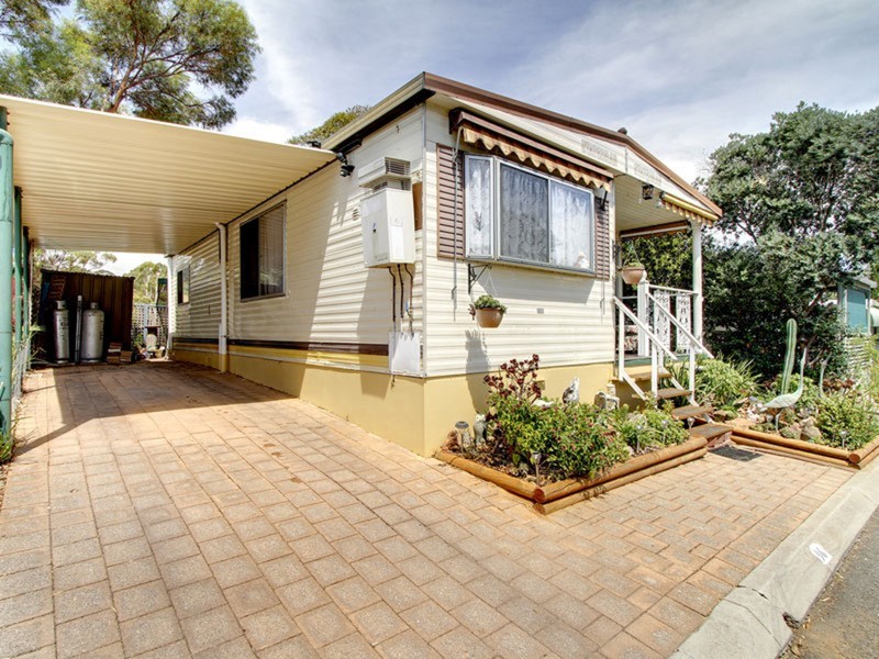 96/1 Bains Road, Woodcroft SA 5162