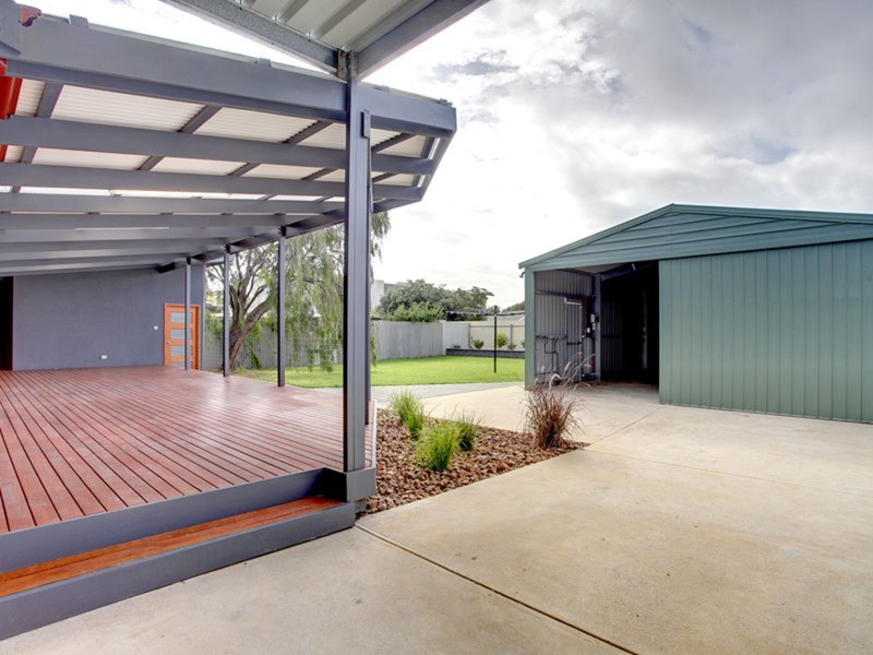 7 McRae  Road, Port Noarlunga South SA 5167