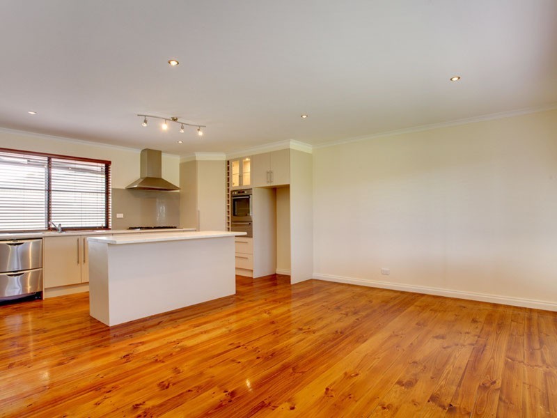 7 McRae  Road, Port Noarlunga South SA 5167