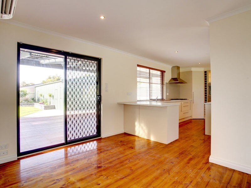 7 McRae  Road, Port Noarlunga South SA 5167
