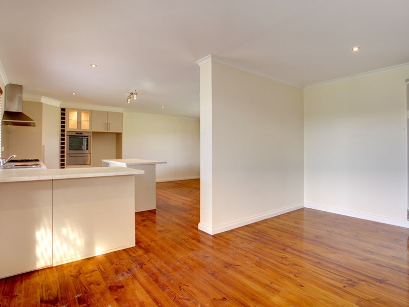 7 McRae  Road, Port Noarlunga South SA 5167