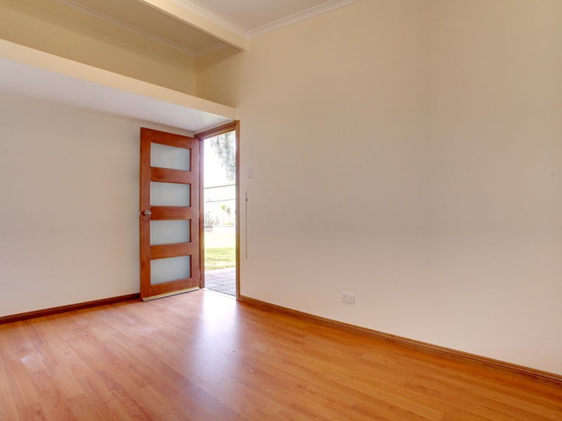 7 McRae  Road, Port Noarlunga South SA 5167