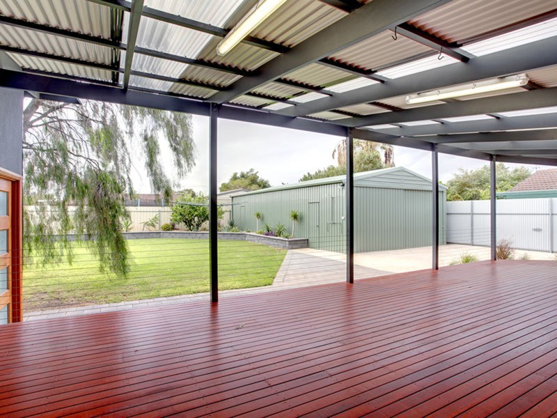 7 McRae  Road, Port Noarlunga South SA 5167