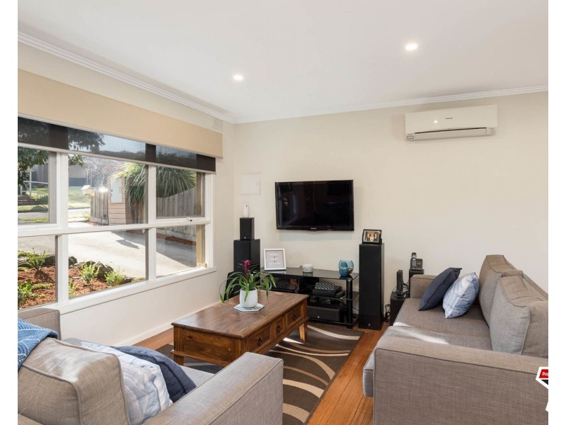 7 Macmillan Street, Mooroolbark VIC 3138