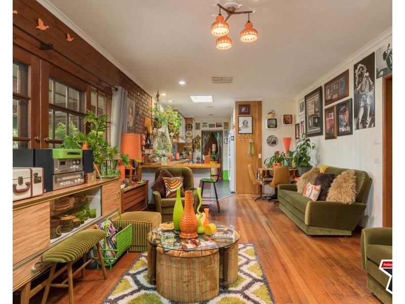 8 Birdwood Avenue, Healesville VIC 3777