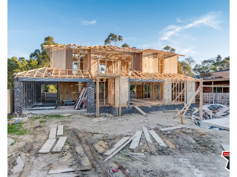 83a Esther Crescent, Mooroolbark VIC 3138