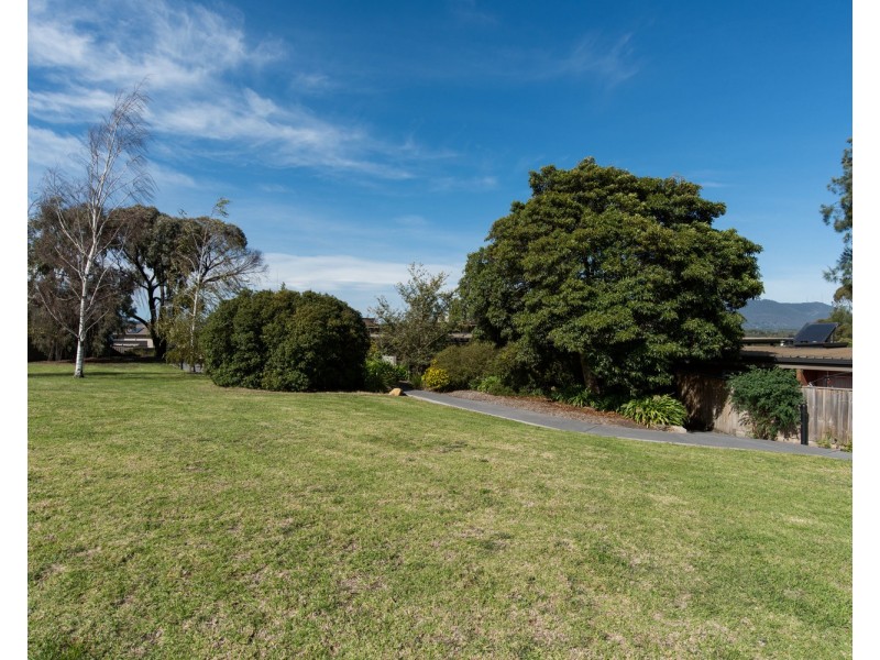 22 White Close, Lilydale VIC 3140